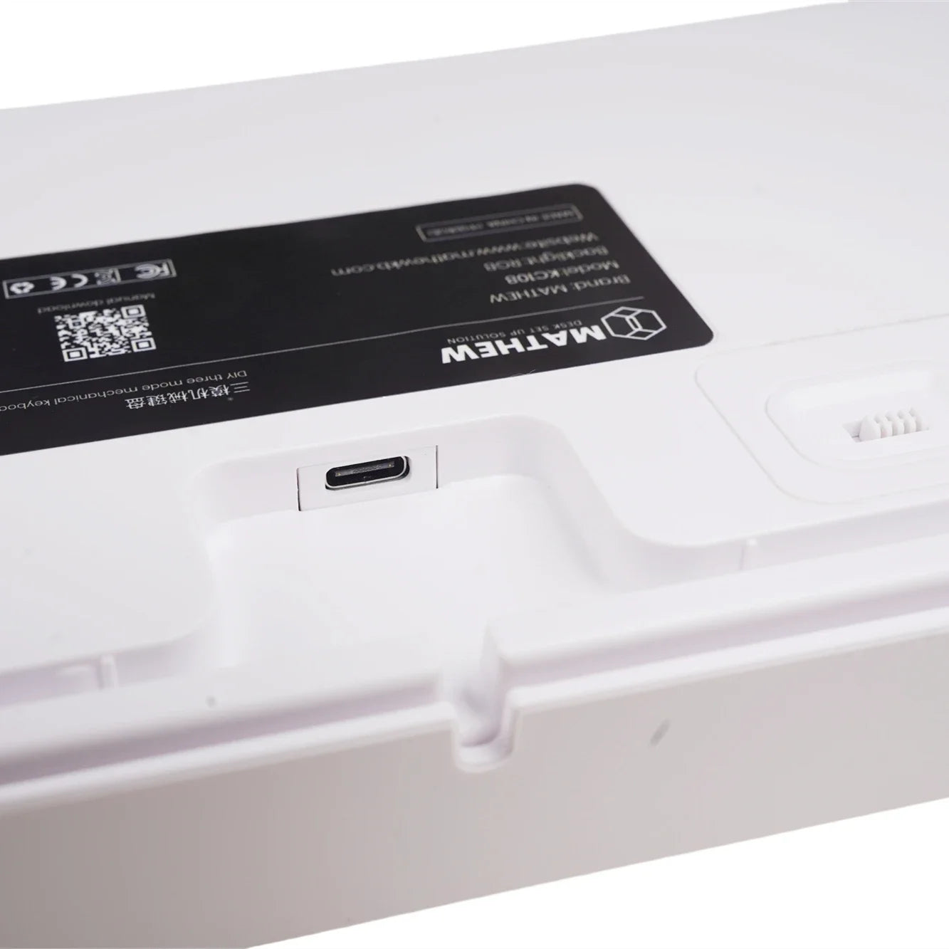 KC87 Barebone 80% Keyboard (Black or White)
